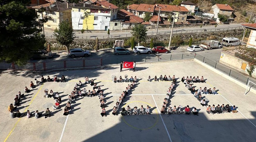 Öğrenciler “Filistin’in Yanındayız” mesajı verdiler