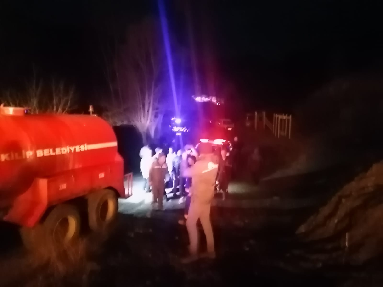 KARAÇUKUR'DA YANGIN