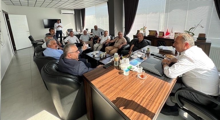 CEYLAN, “ESNAFIMIZ VE ÇİFTÇİMİZ HİBELERLE DESTEKLENMEKTEDİR”