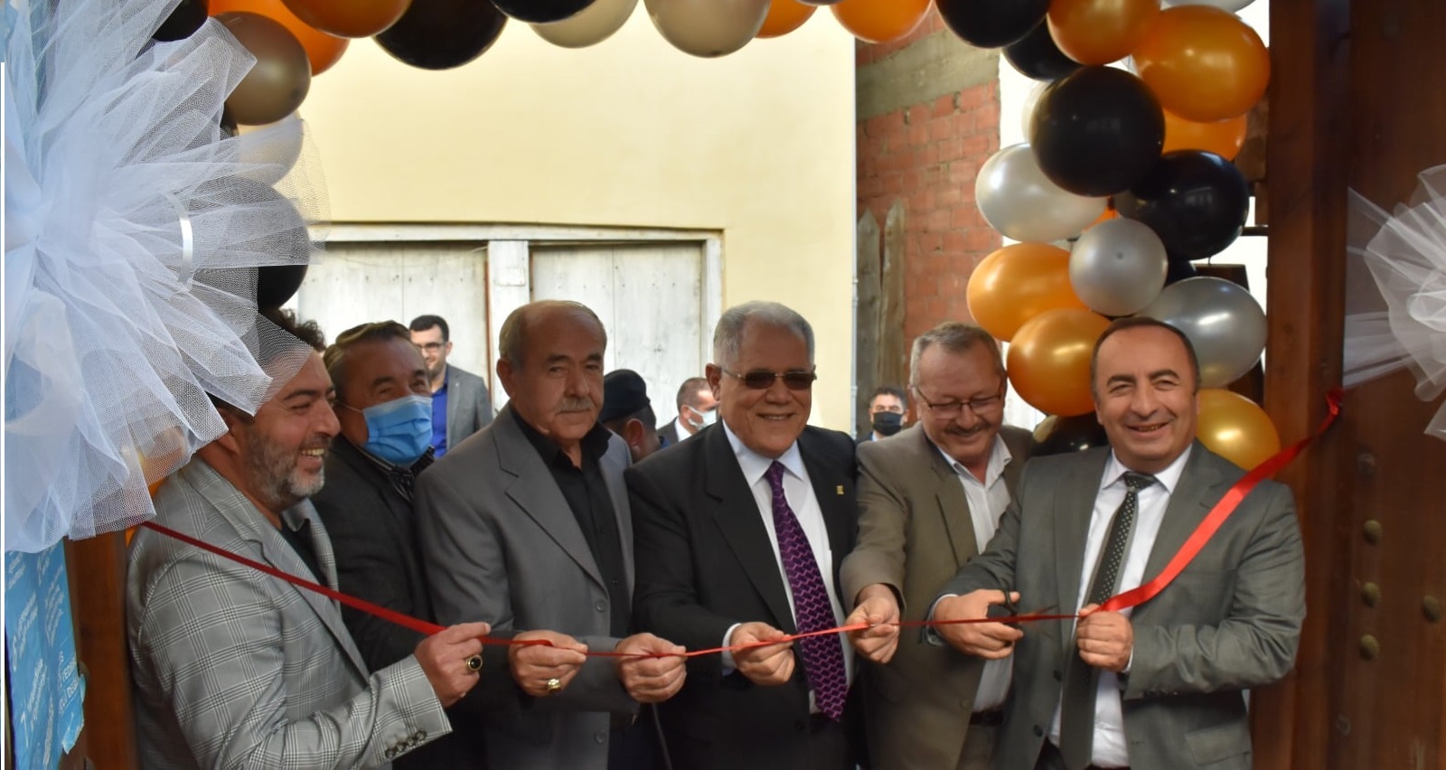 YENİLENEN YÜZÜYLE ÇATALKARA RESTORAN HİZMETE AÇILDI