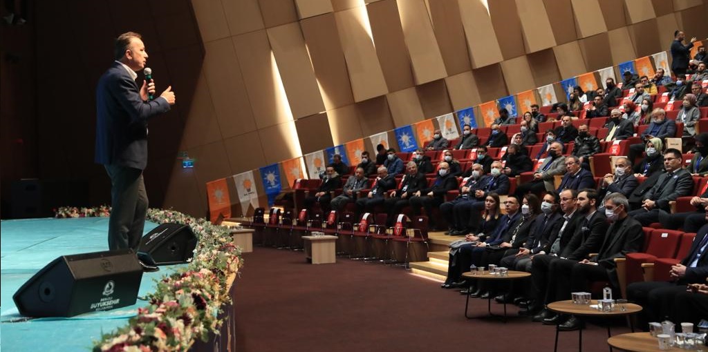 CEYLAN, “BU OYUNU BOZMAK BİZİM BOYNUMUZUN BORCUDUR”