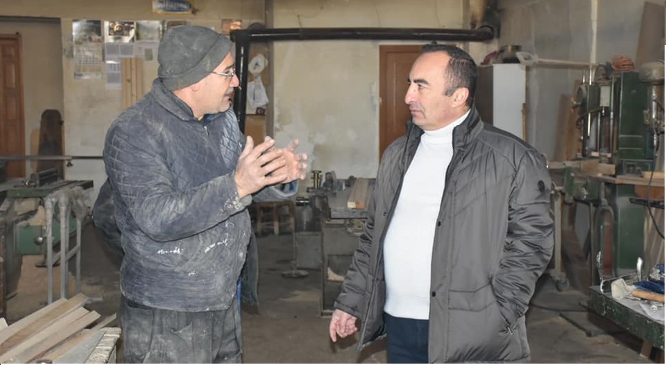 BAŞKAN ESNAFIN TALEPLERİNİ DİNLEDİ