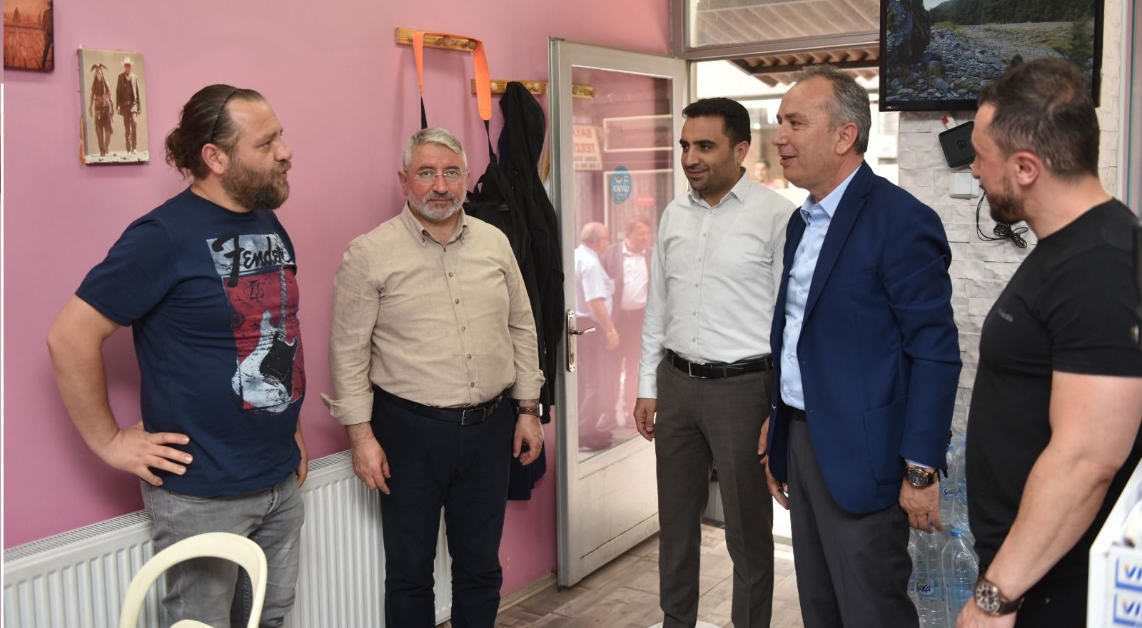 CEYLAN, ALBAYRAK ESNAFINI DİNLEDİ