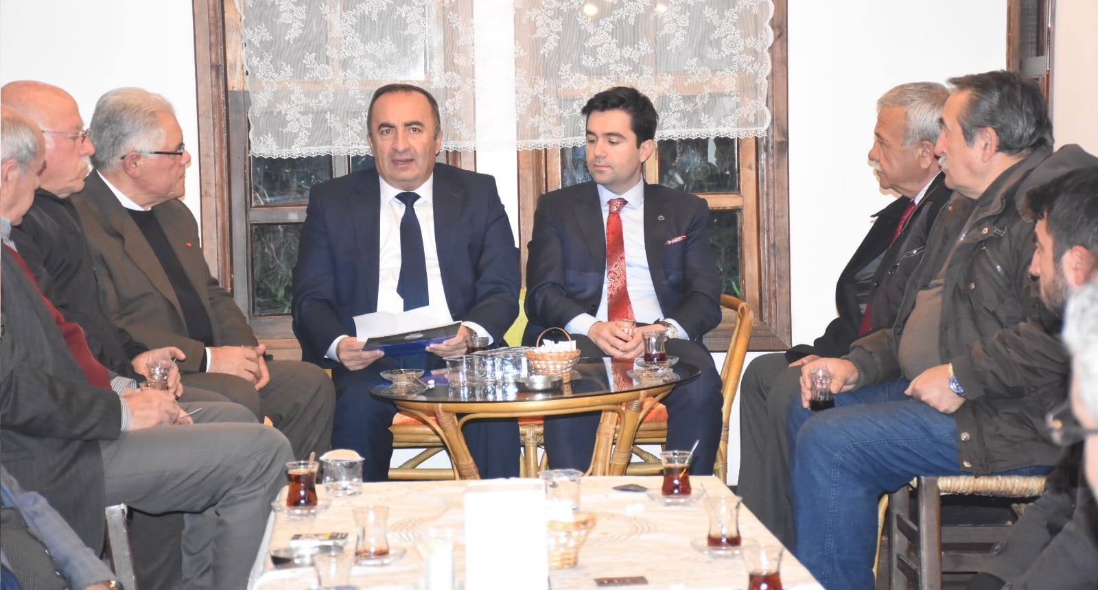 KANAAT ÖNDERLERİ İLE BİR ARAYA GELİNDİ