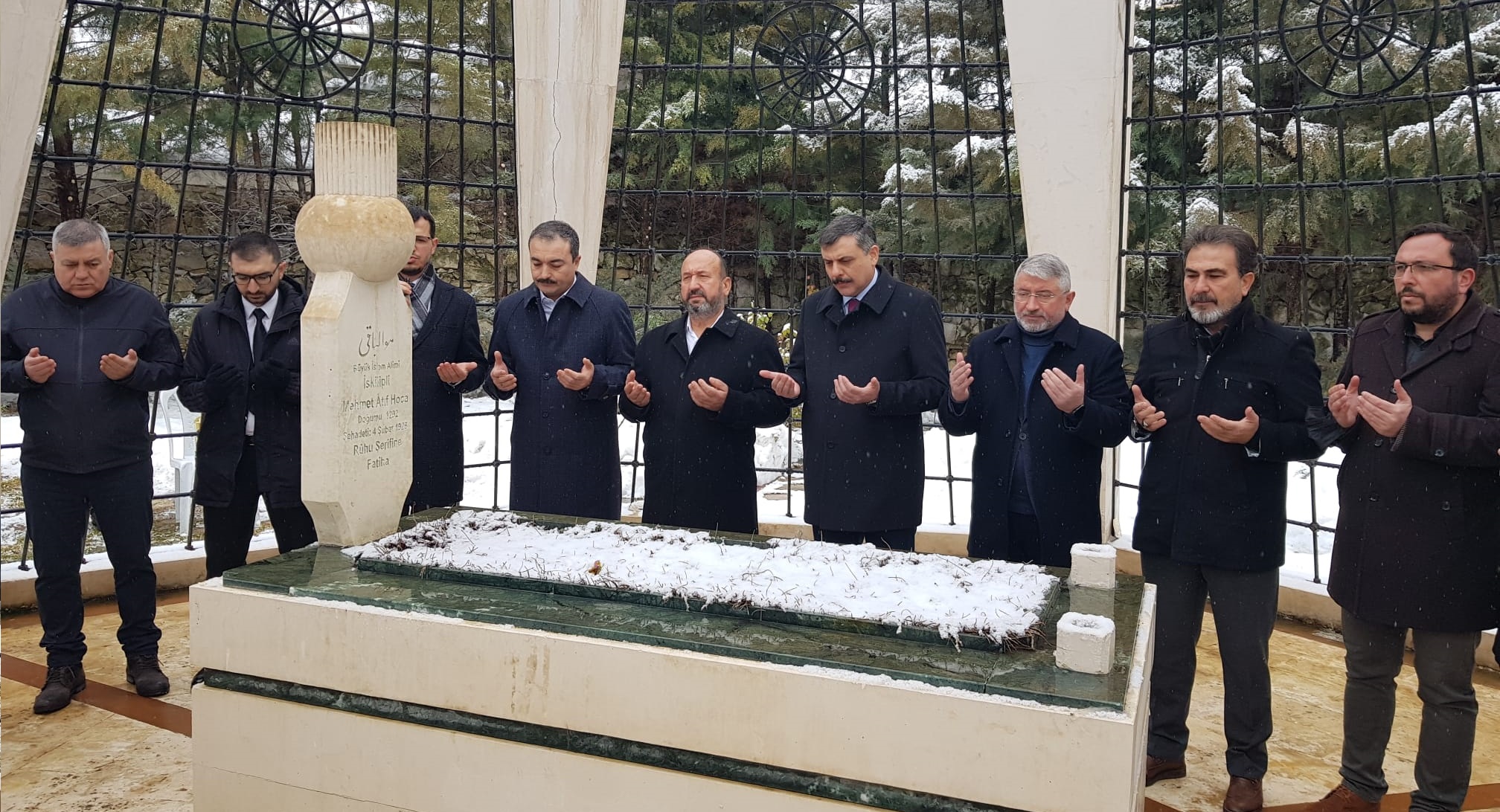 ATIF HOCA MEZARI BAŞINDA DUALARLA ANILDI