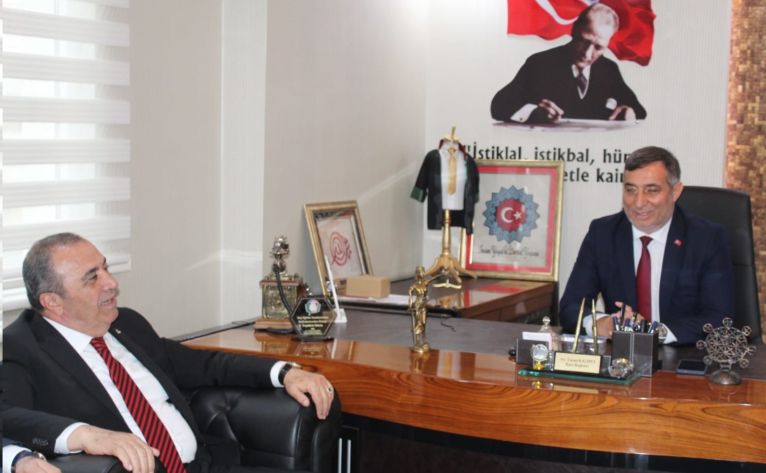  KAYRICI: AVUKAT BAĞIMSIZ VE TARAFSIZ YARGININ KURUCU UNSURLARINDAN BİRİ