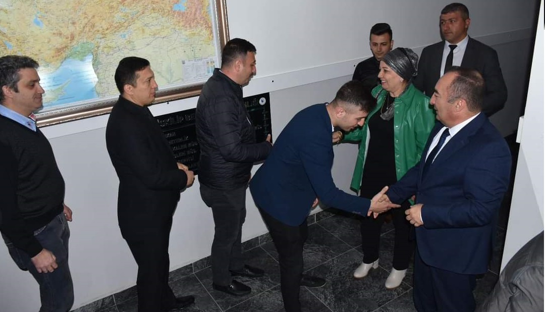 BELEDİYEDE PERSONEL BAYRAMLAŞMASI