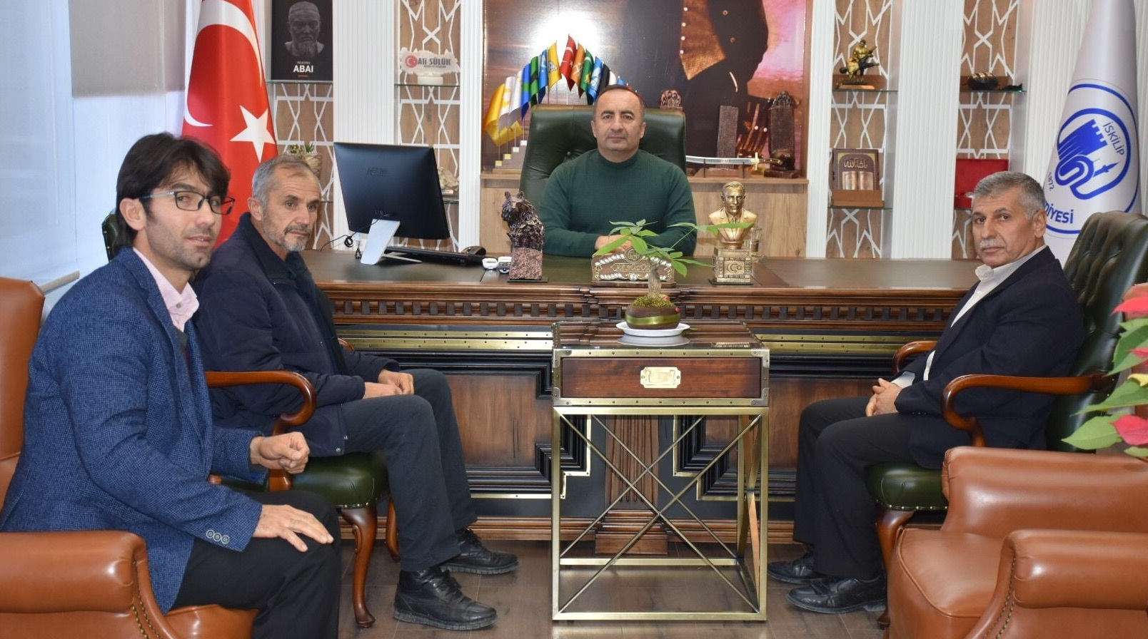 KURS MÜDÜRÜ KARABIYIK’TAN BAŞKAN SÜLÜK’E ZİYARET