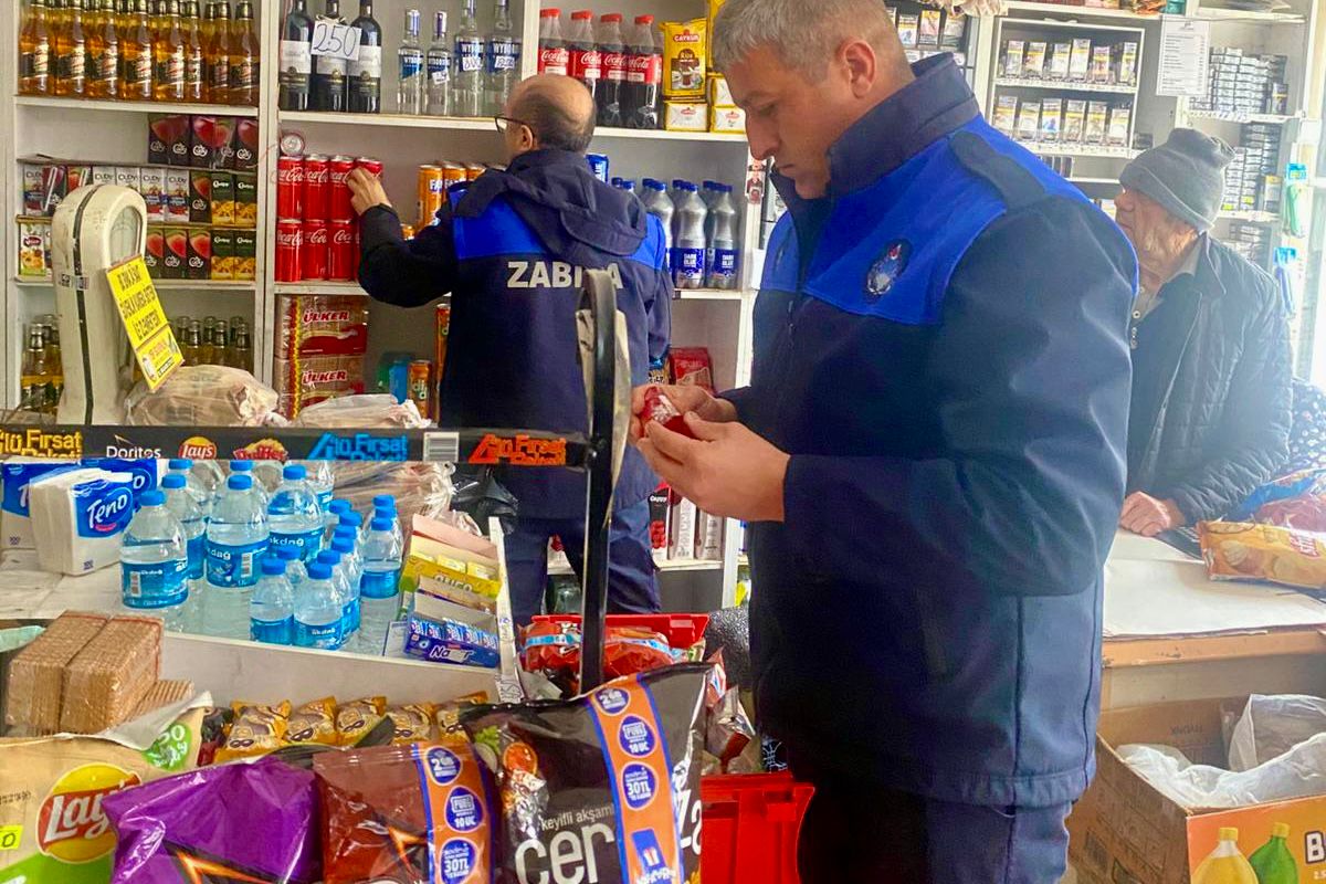 Son kullanma tarihi ge�en �r�nlere el konuldu