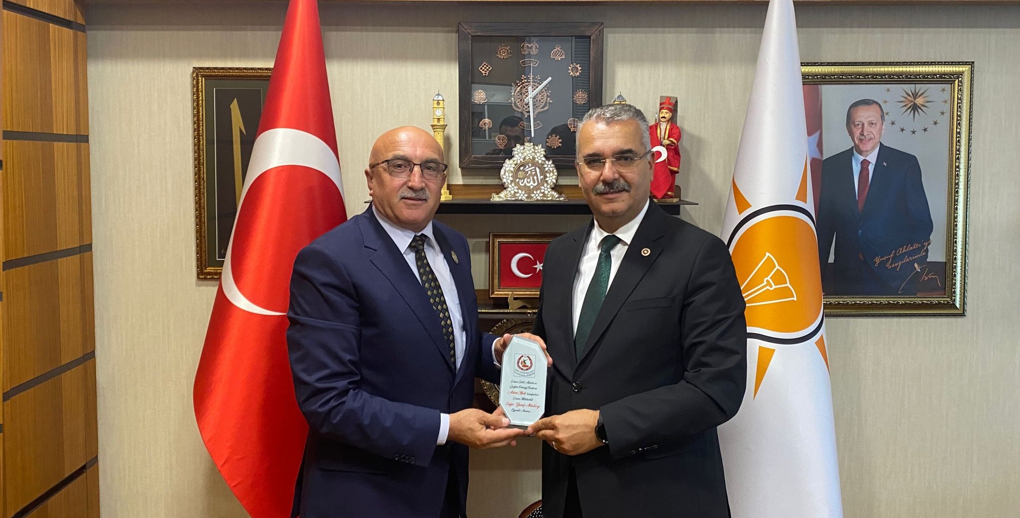 15 TEMMUZ’DA ŞEHİT AİLELERİ VE GAZİLER DERNEĞİNDEN ANLAMLI ZİYARET