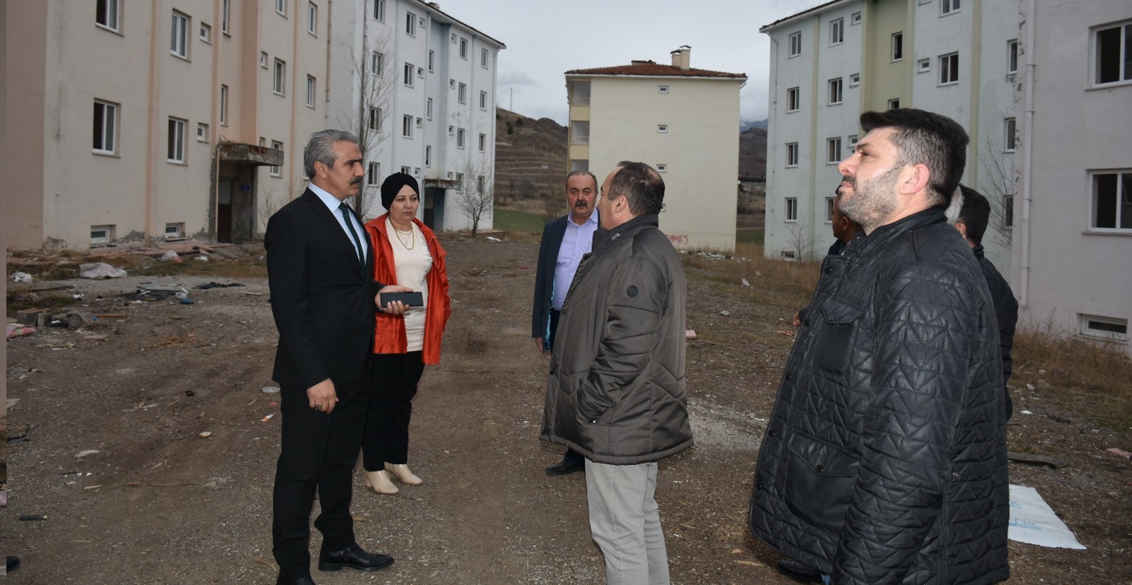 BAŞKAN ALİ SÜLÜK AFET KONUTLARINI İNCELEDİ