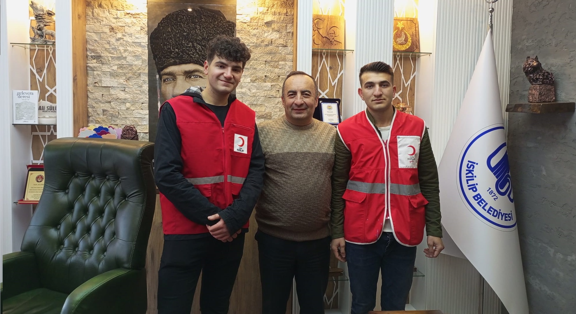 GENÇ KIZILAY İSTİŞARE TOPLANTISI YAPTI