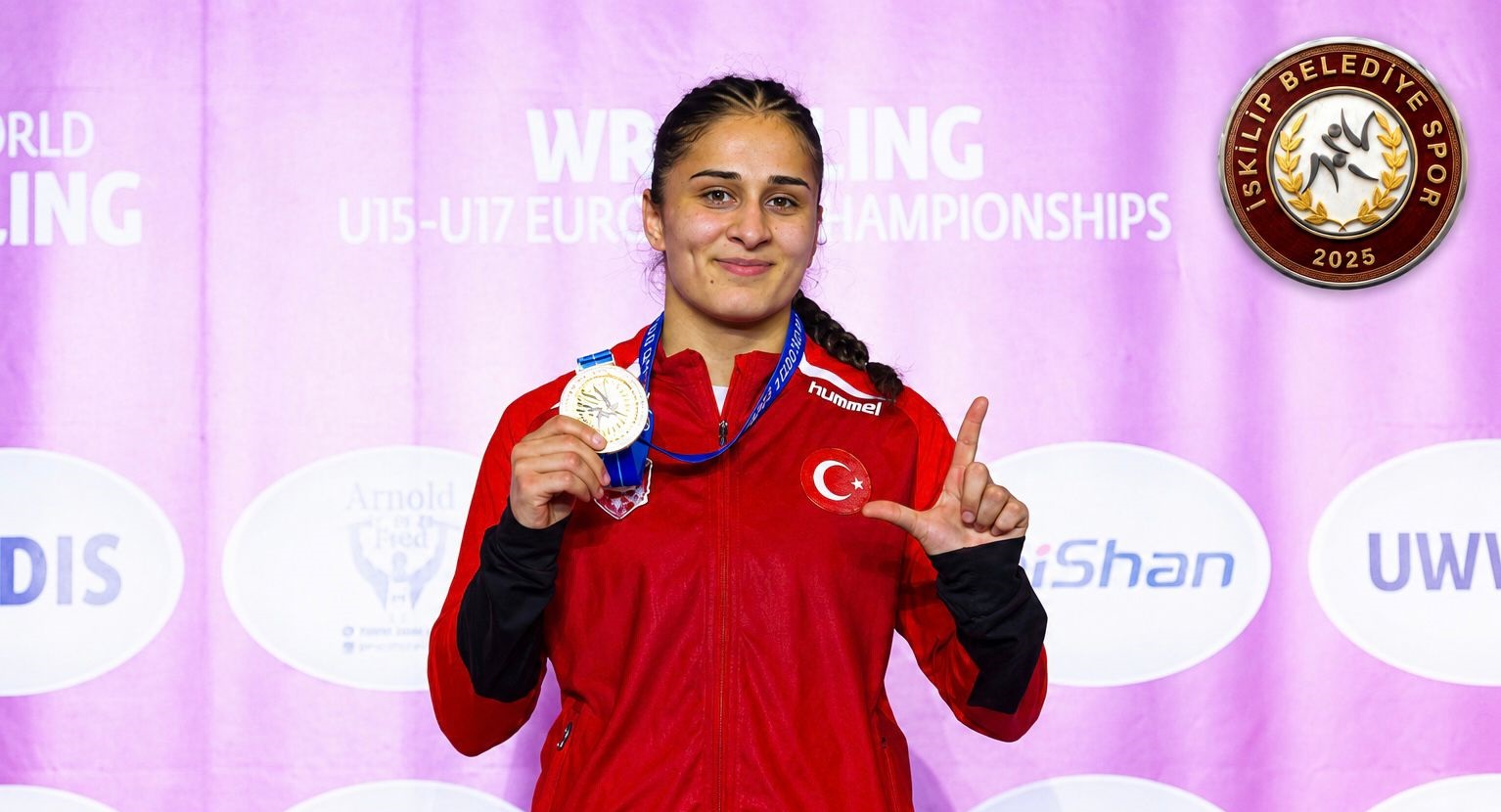 Özdenur Özmez Avrupa’nın en iyileriyle mücadele edecek