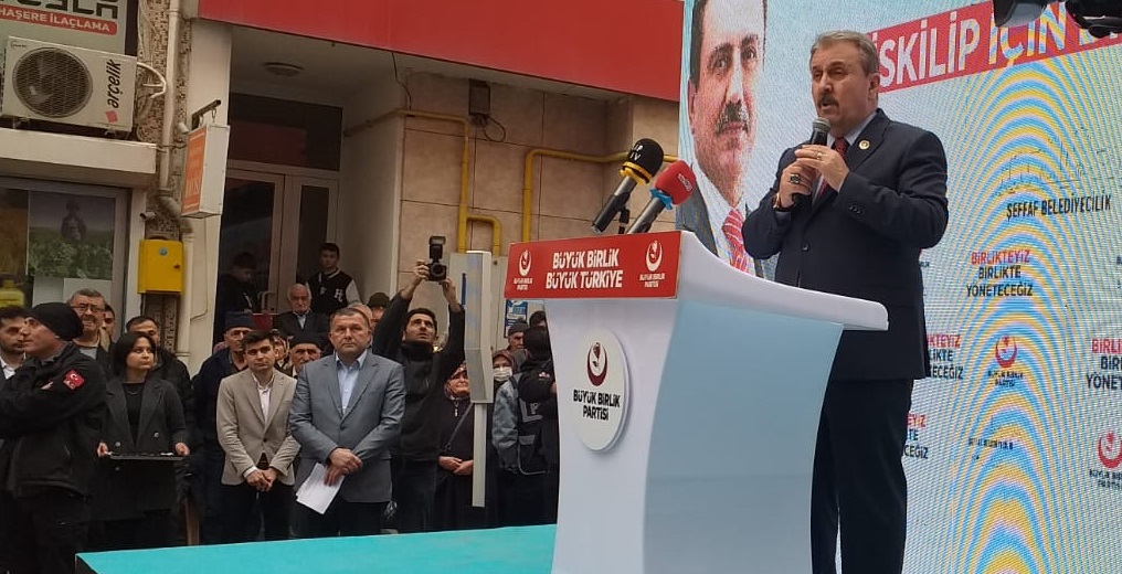 DESTİCİ ALİ SÜLÜK’E DESTEK İÇİN İSKİLİP’E GELDİ