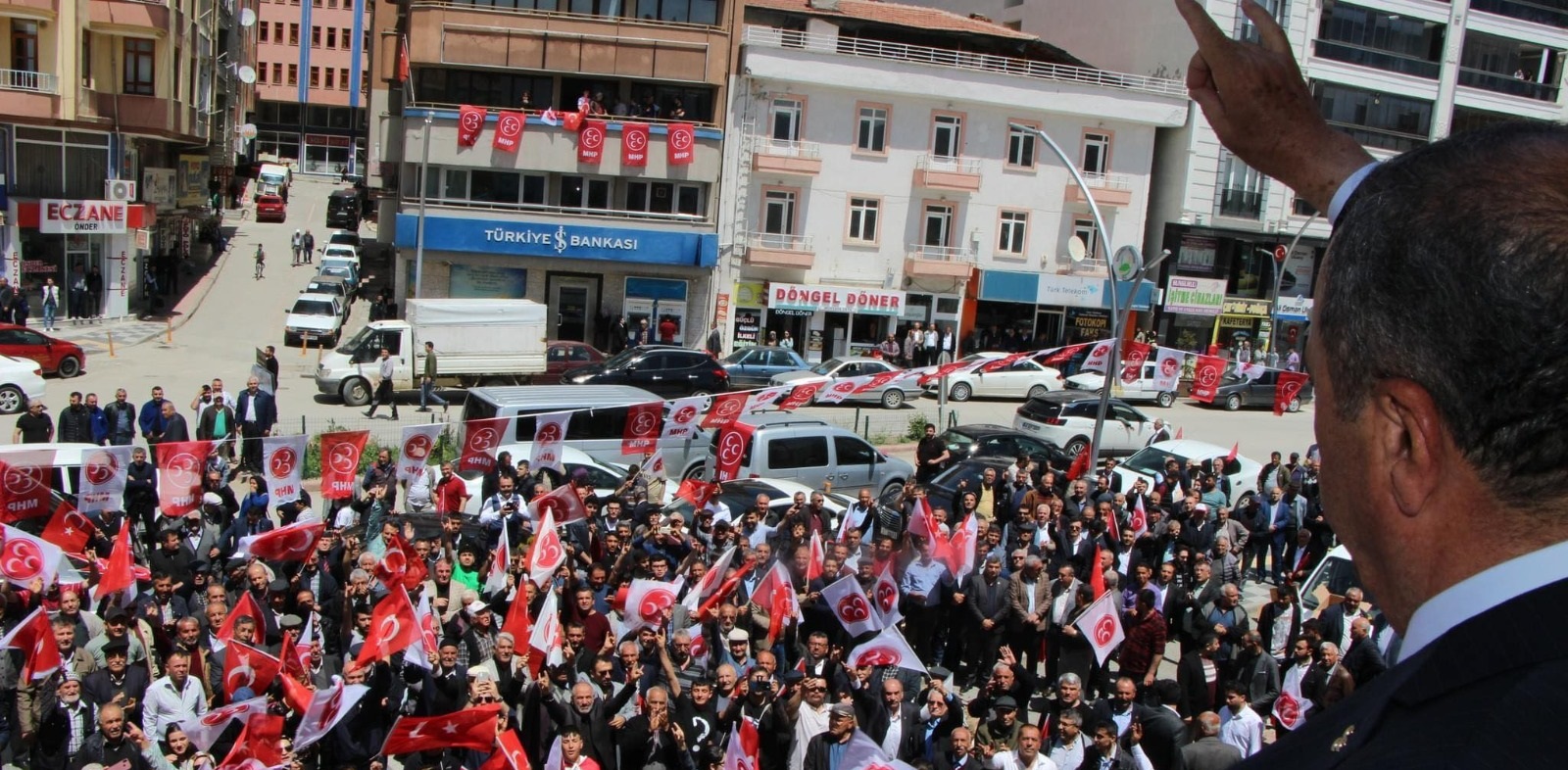 SUNGURLU, KAYRICI’YI BAĞRINA BASTI 