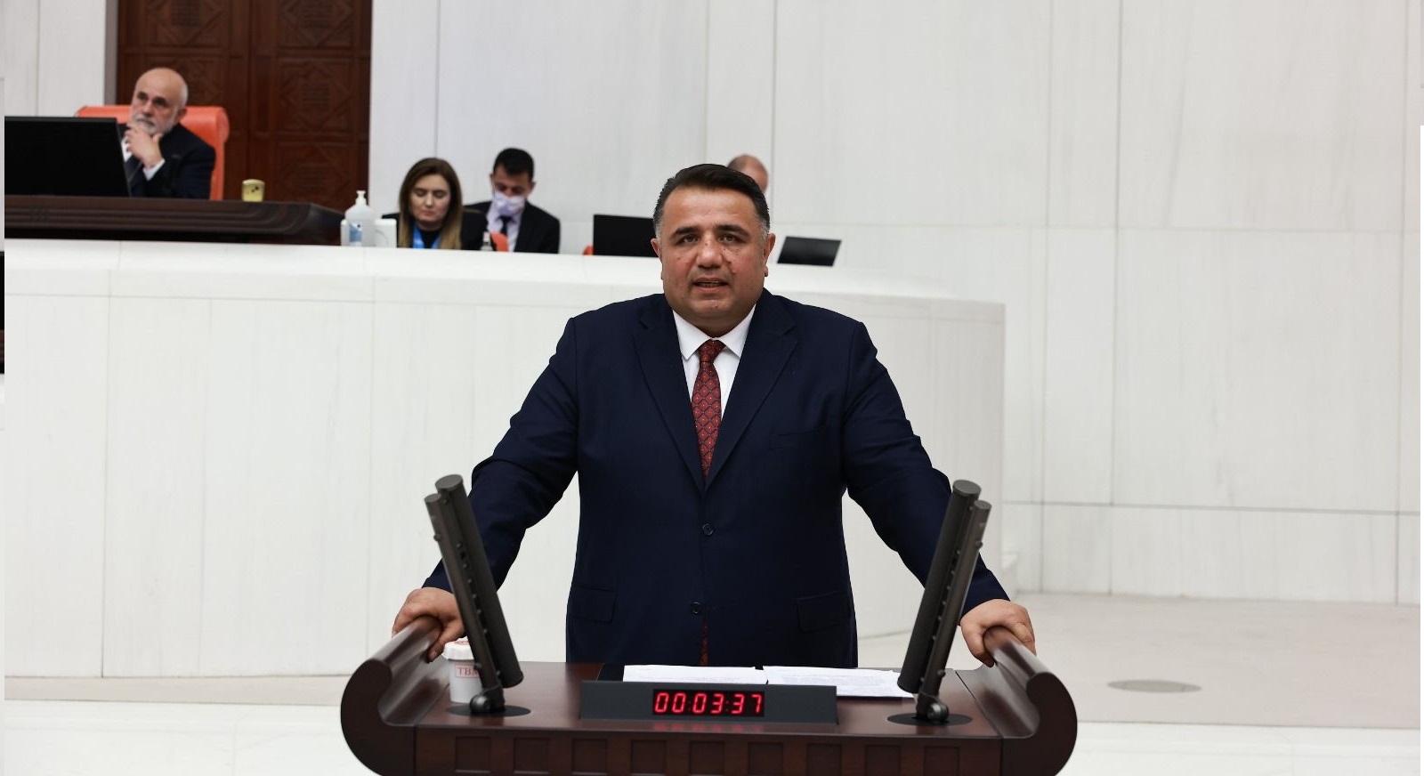 “MİLLETİMİZİN GÖZÜ KULAĞI OLAN BASINIMIZIN FEDAKARLIĞINI TAKDİRLE KARŞILIYORUM”