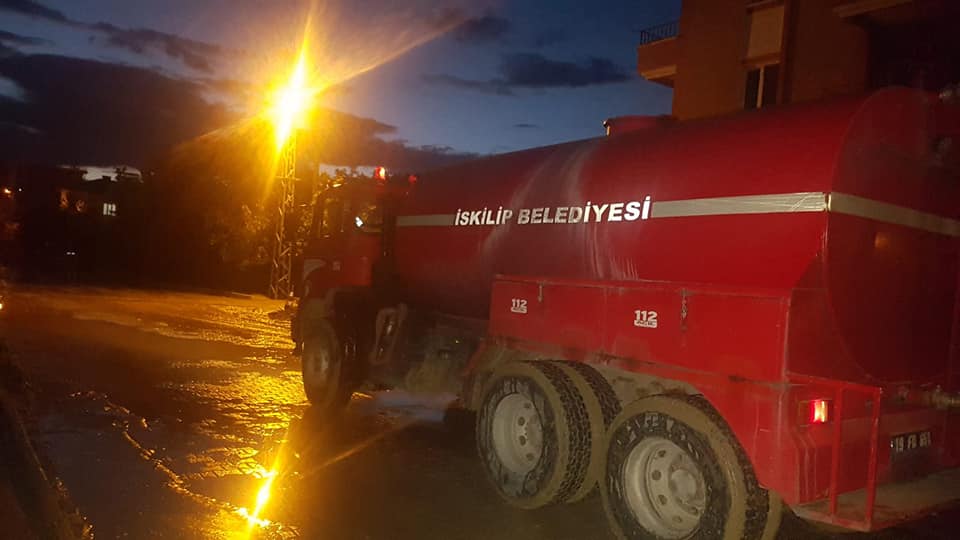 BAŞKAN ALİ SÜLÜK’TEN KOMŞU İLÇEYE DESTEK