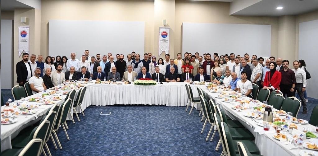 ÇESİAD AİLESİ MEMLEKETTE BAYRAMLAŞTI