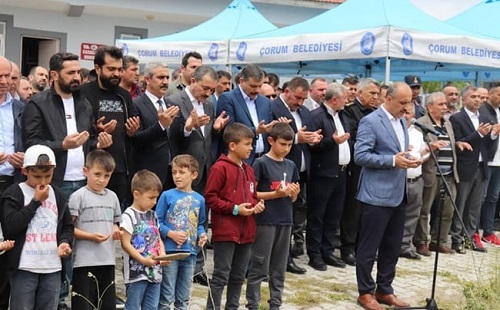 KARAPIÇAK, YAĞMUR VE ŞÜKÜR DUALARINDA VATANDAŞLARA BİRARAYA GELDİ