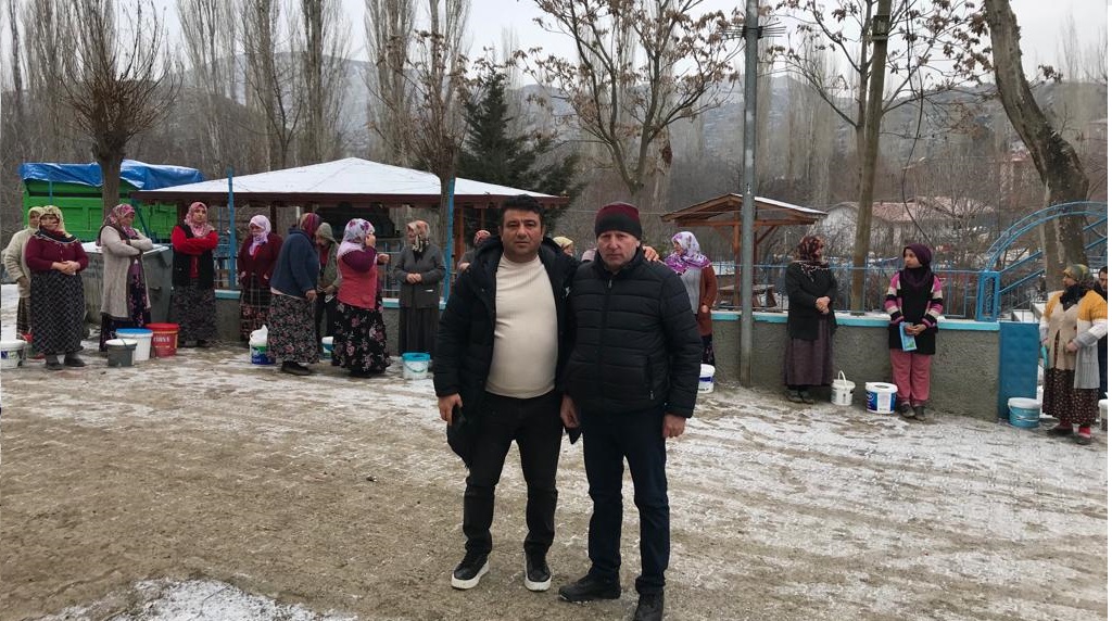 KAYAAĞZI KÖYÜ’NDEN DEPREM BÖLGESİNE SÜT VE SÜT ÜRÜNLERİ DESTEĞİ