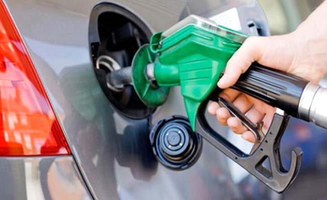 BENZİNE 1.68, LPG’YE 40 KURUŞ ZAM