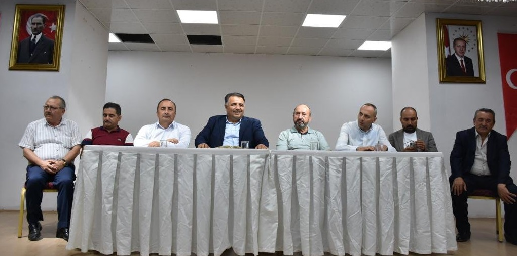  AK PARTİ TEK GÜNDEM MADDESİYLE TOPLANDI