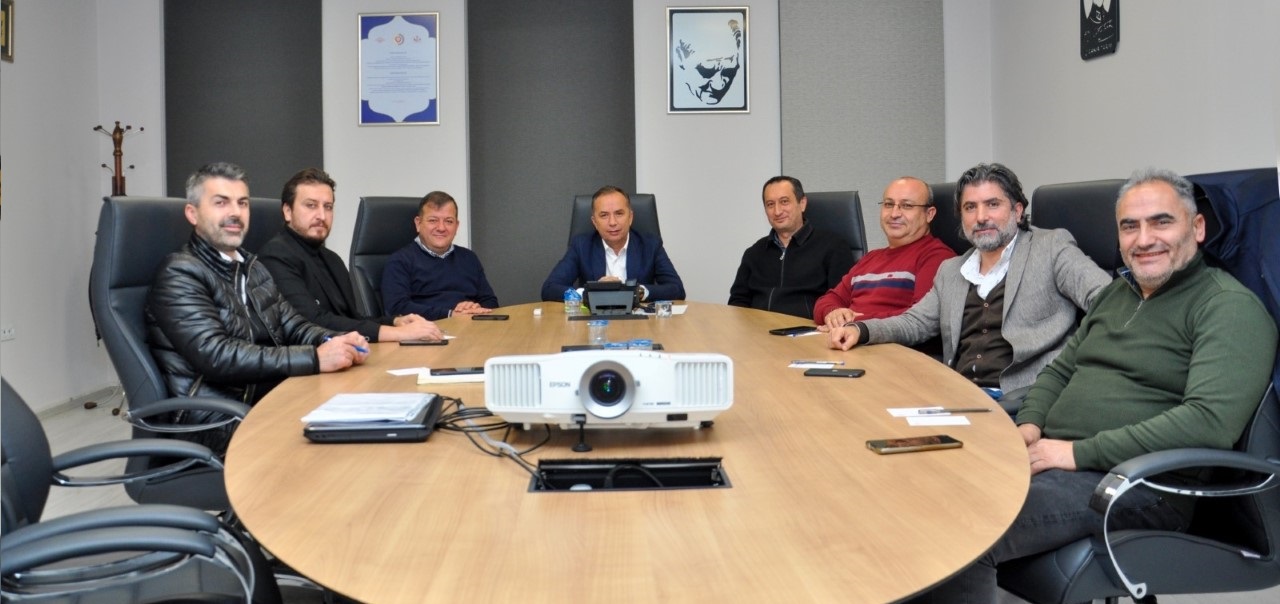  CEYLAN, “ÇORUM’UN YARARINA OLACAK TÜM PROJELERİN ARKASINDAYIZ”