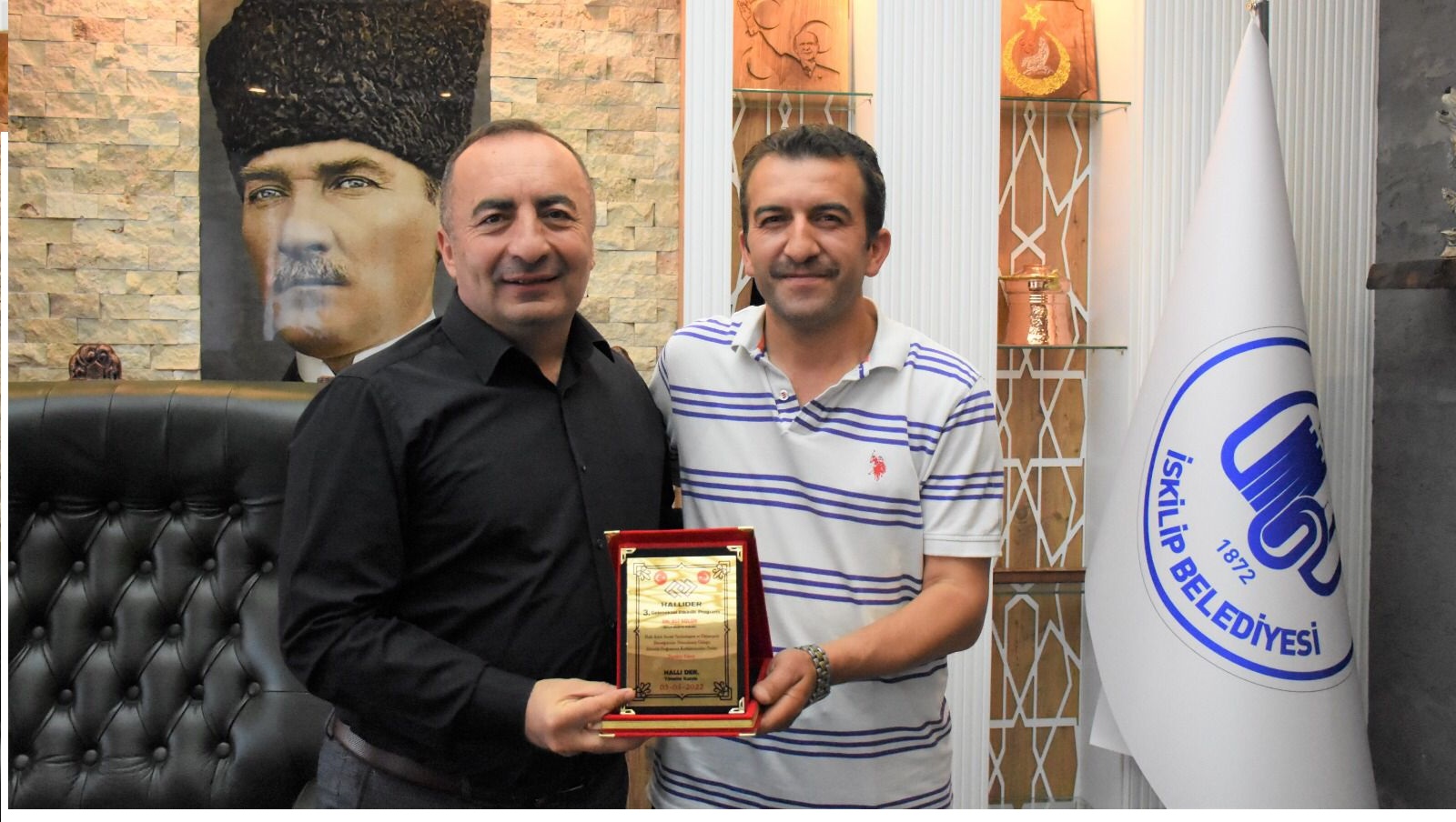 HALLI-DER’DEN  BAŞKANA TEŞEKKÜR ZİYARETİ 