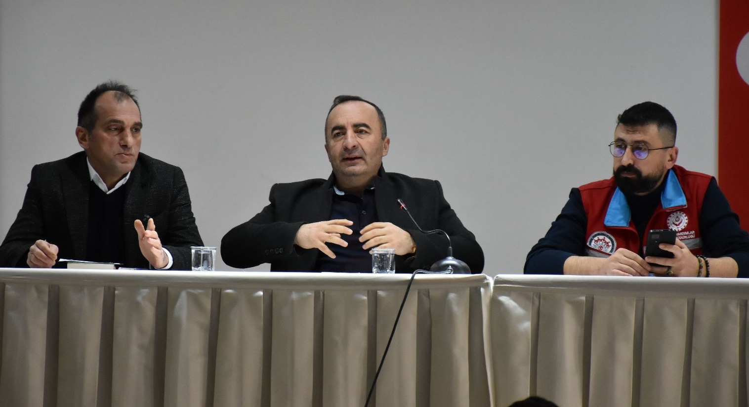 BİLGİLENDİRME VE İSTİŞARE TOPLANTISI YAPILDI