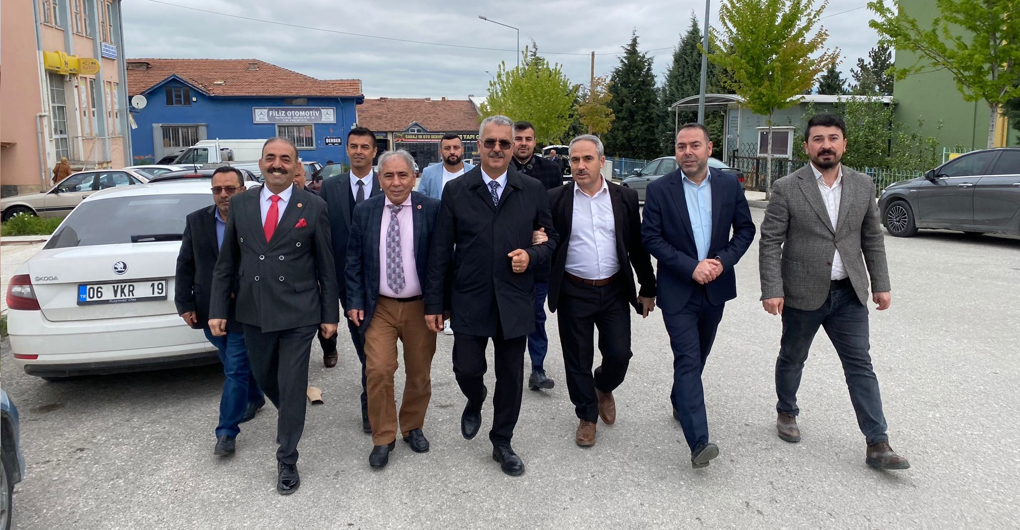 AK PARTİMİZDE OYLARIMIZI BİRLEŞTİRELİM