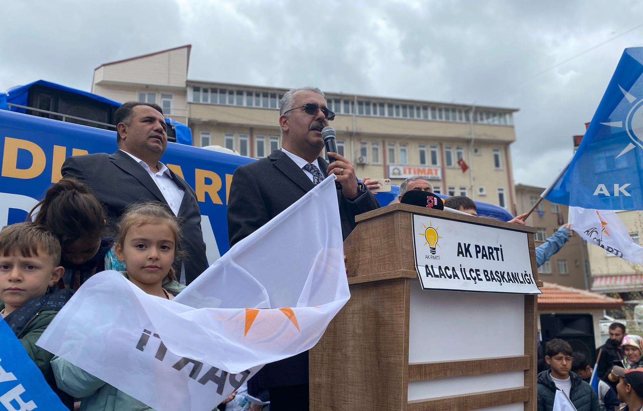 ALACA İSTEYECEK, YUSUF AHLATCI YAPACAK