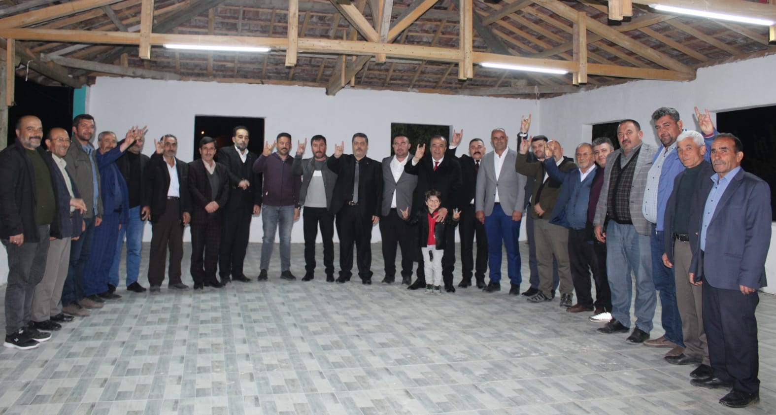 KAYRICI, KÖY MUHTALARI İLE ABDALATA’DA BİR ARAYA GELDİ