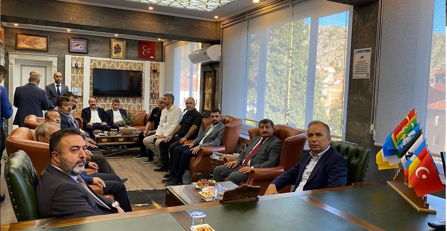 CEYLAN İSKİLİP BELEDİYESİNİ ZİYARET ETTİ