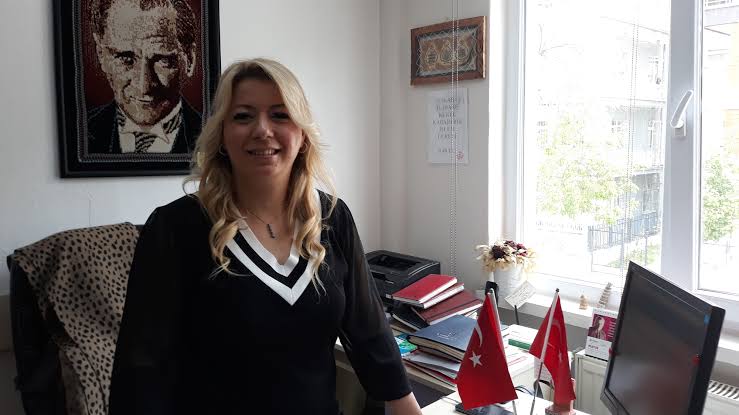 İSKİLİPLİ MUHTAR KAMER GÖZÜAÇIK ŞEN’DEN ÖRNEK DAVRANIŞ