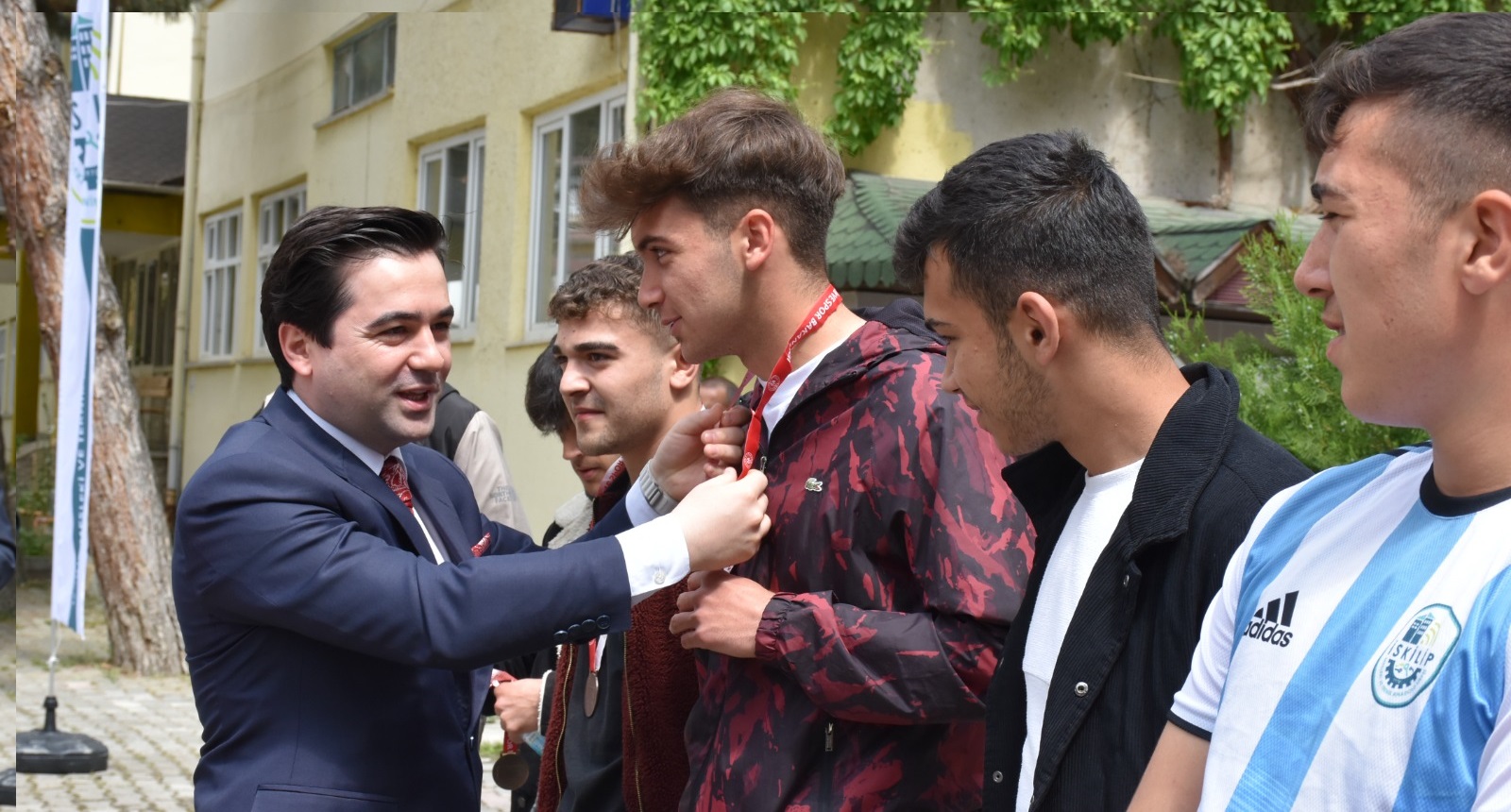 İSKİLİP’TE 19 MAYIS BAYRAMI TÖRENLE KUTLANDI