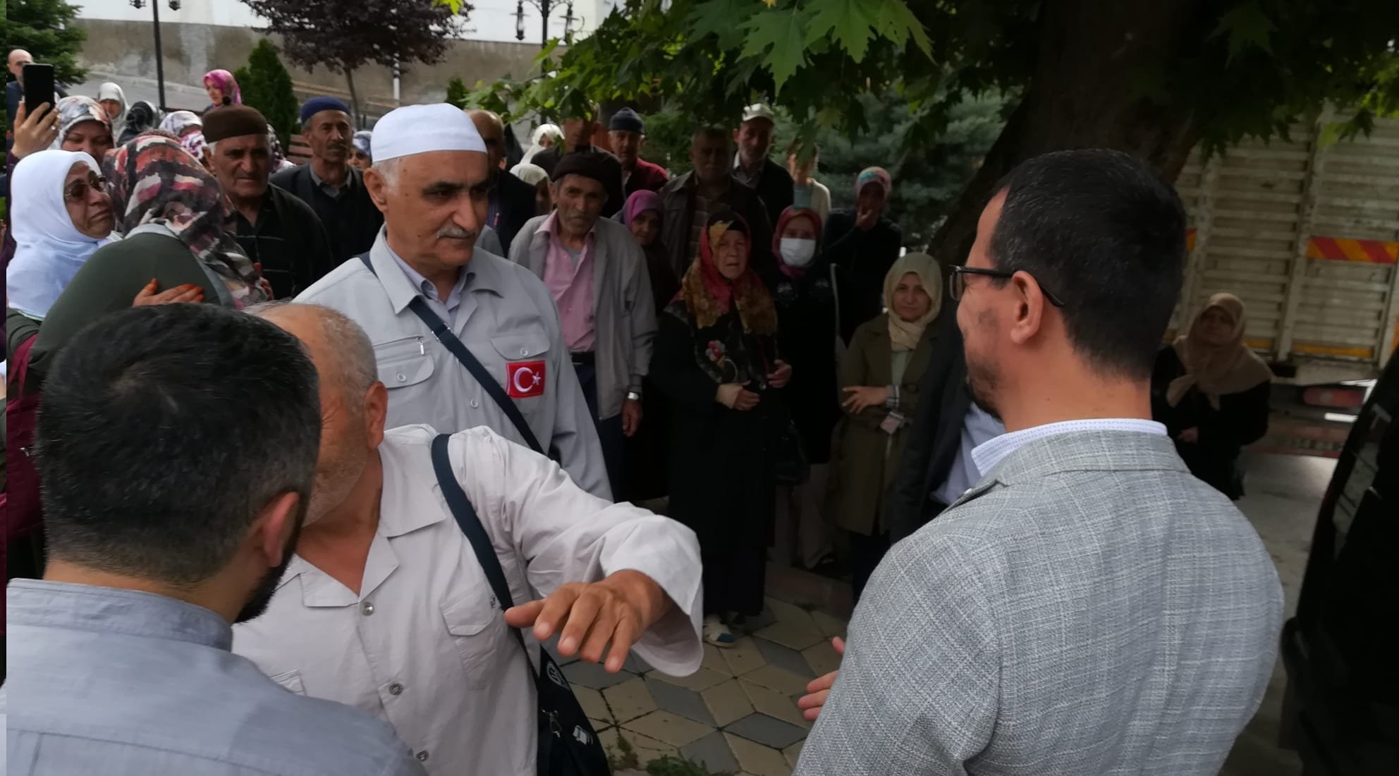  HACI ADAYLARI DUALARLA UĞURLANDI