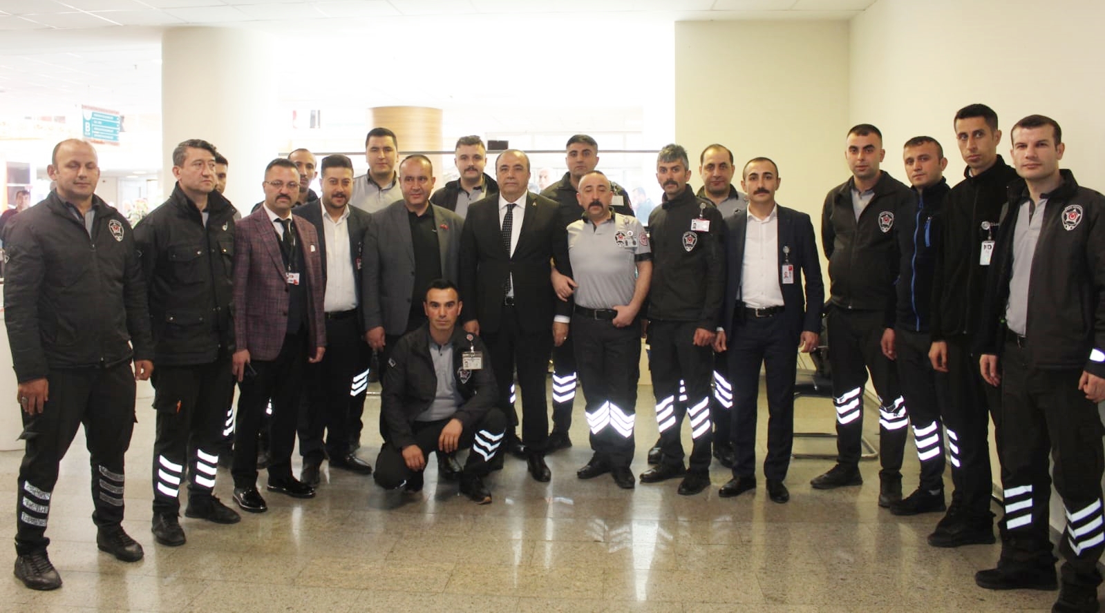 SAĞLIK ÇALIŞANLARININ FEDAKARLIĞI UNUTULMAZ