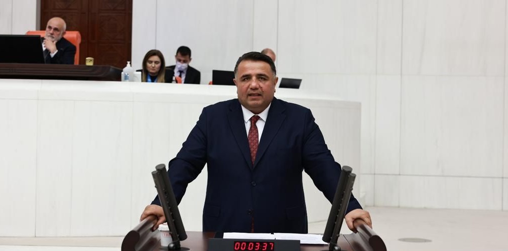 KAYA; “MÜBAREK GECELER BİZLERE KULLUK BİLİNCİNİ HATIRLATIR”
