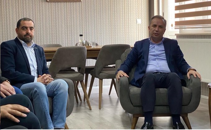 ÇORUM'A KATKI SAĞLAYACAK HER KURULUŞUN YANINDAYIZ