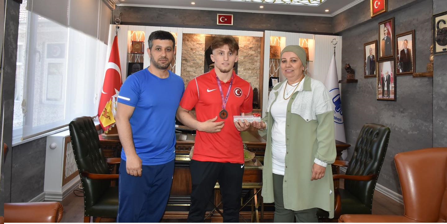 FERHAT YİĞİT BELEDİYEYİ ZİYARET ETTİ