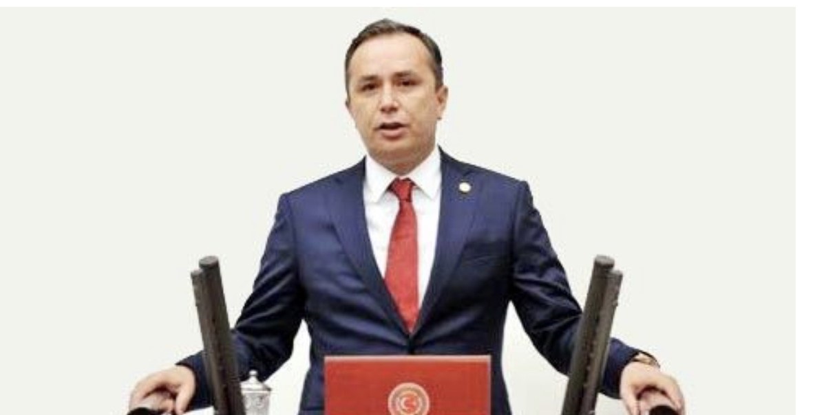 Ceylan “Çanakkale; Seyit Onbaşı’dır, Mehmet Çavuş'tur, Nezahat Onbaşı'dır.”