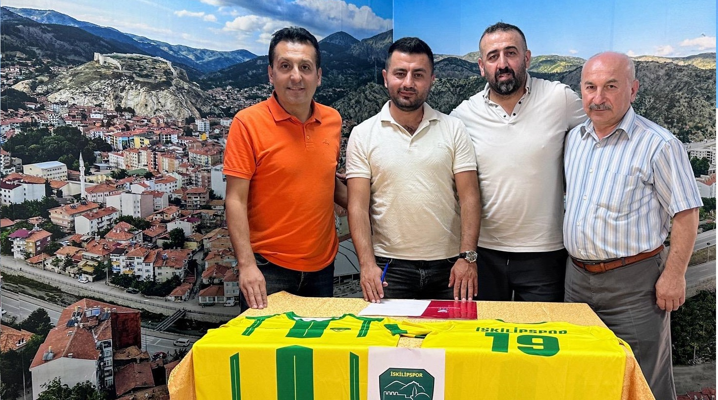 HAKKAR AŞ. İSKİLİPSPOR'A ANA SPONSOR OLDU