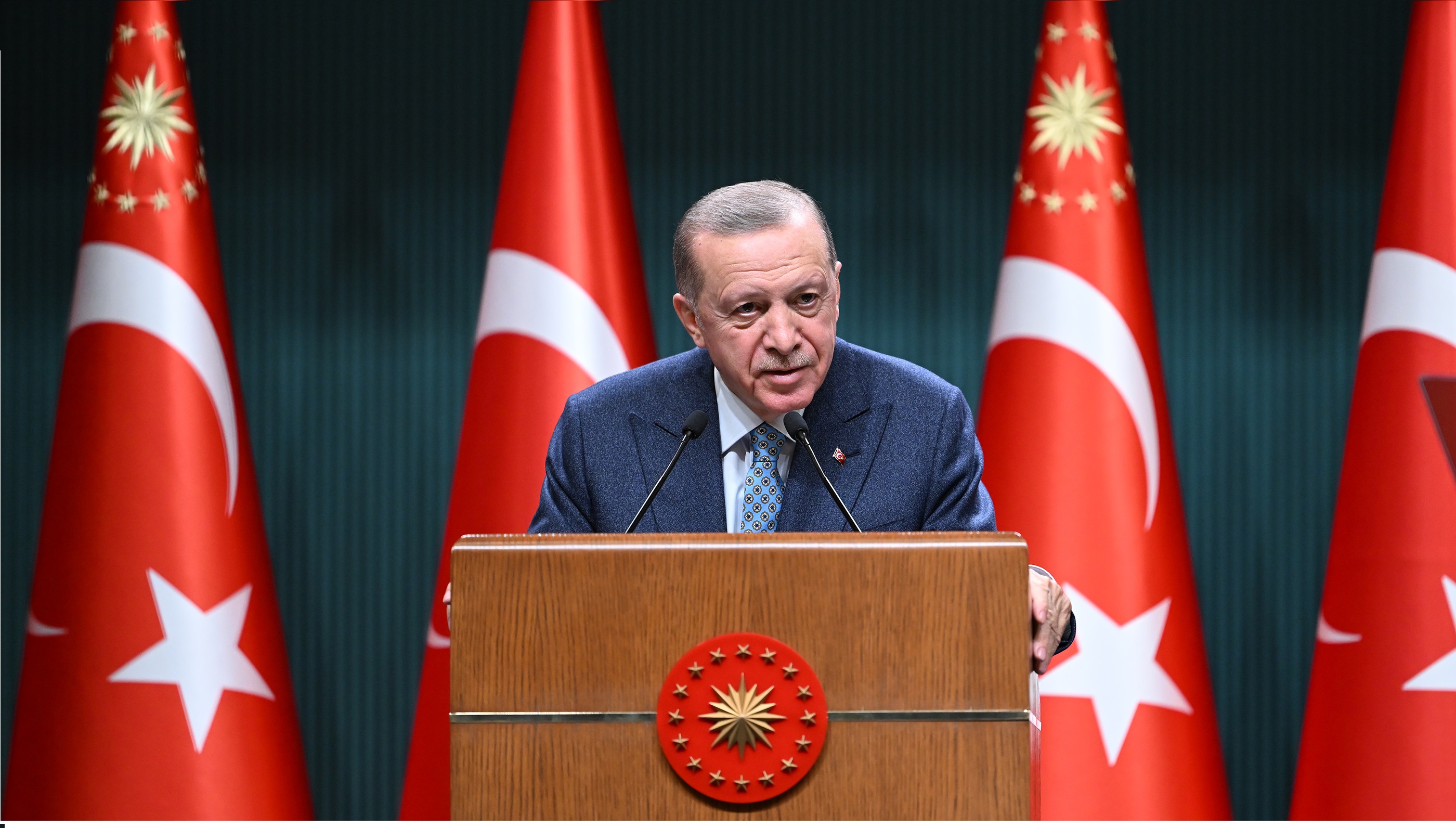 ERDOĞAN “EYT DÜZENLEMESİNDE YAŞ SINIRI UYGULANMAYACAK”