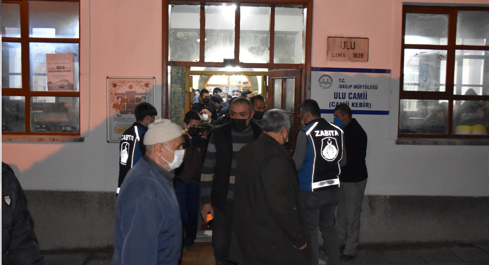 İSKİLİP BELEDİYESİ’NDEN KANDİL İKRAMI