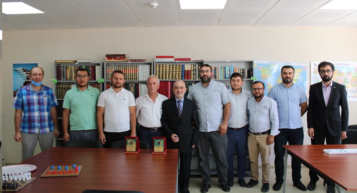 İHL’DEN 2 ÖĞRETMEN EMEKLİ OLDU