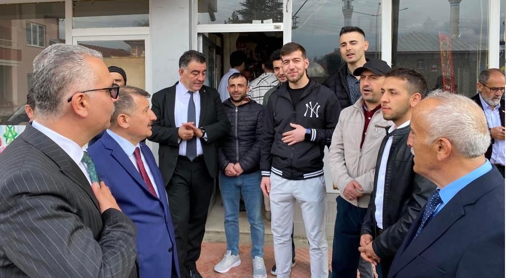 AHLATCI DÜVENCİ BELDESİNİ ZİYARET ETTİ