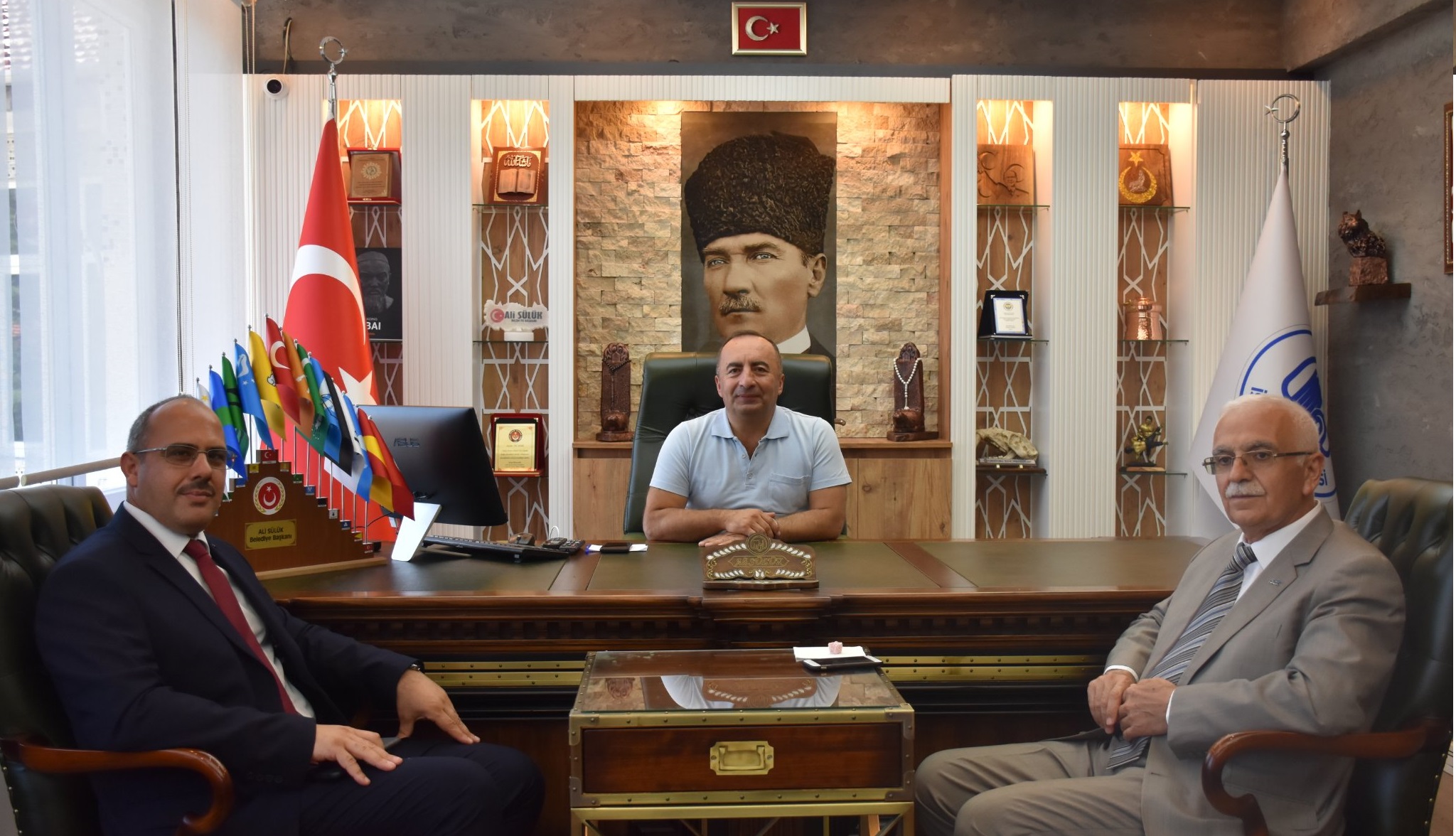 YENİ SGK MÜDÜRÜ MÜCAHİT ŞEN’DEN BAŞKAN SÜLÜK’E ZİYARET