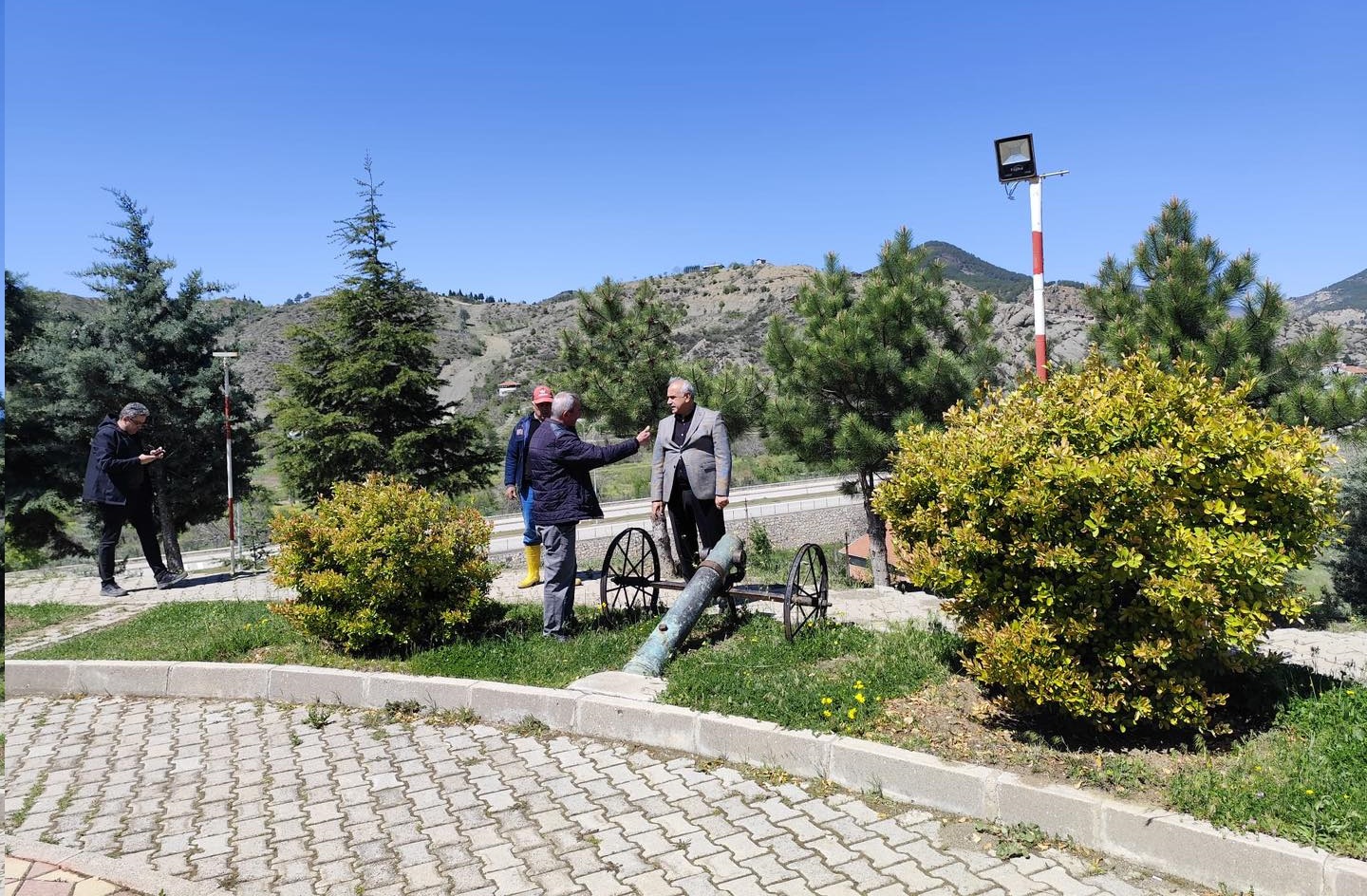 K�lt�rel ve Sosyal Alanlarda Yenileme �al??malar? Devam Ediyor