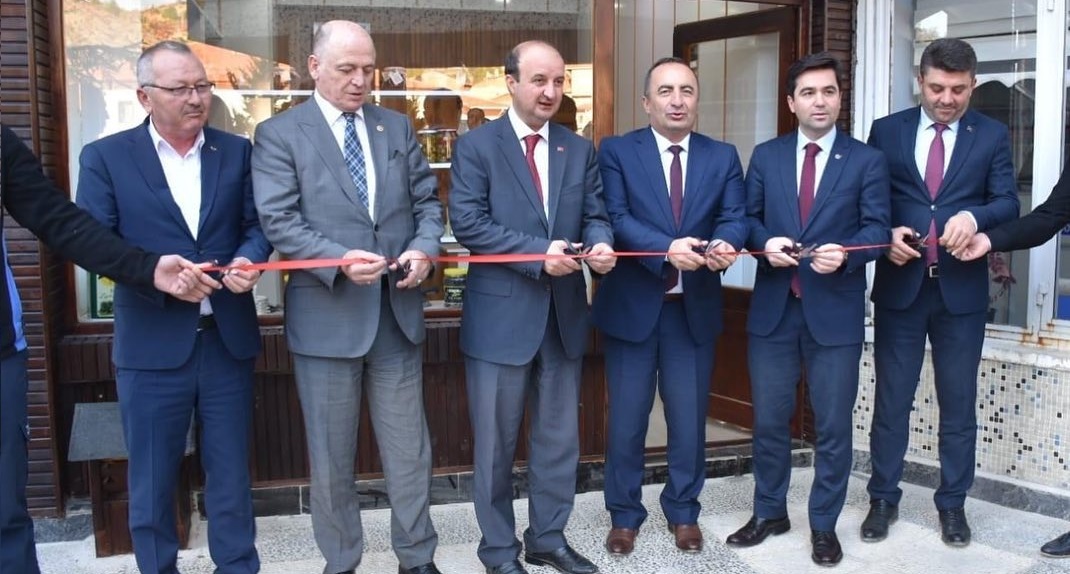 YÖRESEL ÜRÜNLER SATIŞ MAĞAZASI AÇILDI