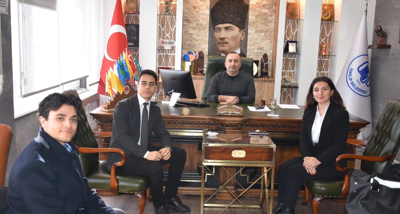  LÖSEV VAKFINDAN BAŞKAN SÜLÜK’E ANLAMLI ZİYARET